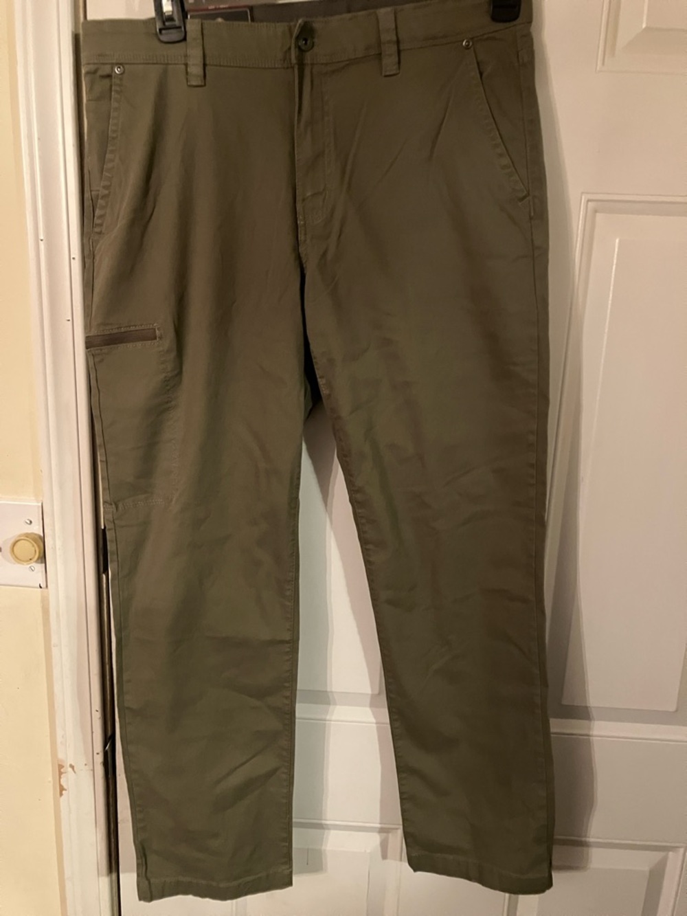 NWT Weatherproof Olive Green Men’s Chinos